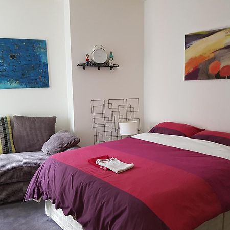 Private Room In Luxury Canary Wharf Apartment Londen Buitenkant foto