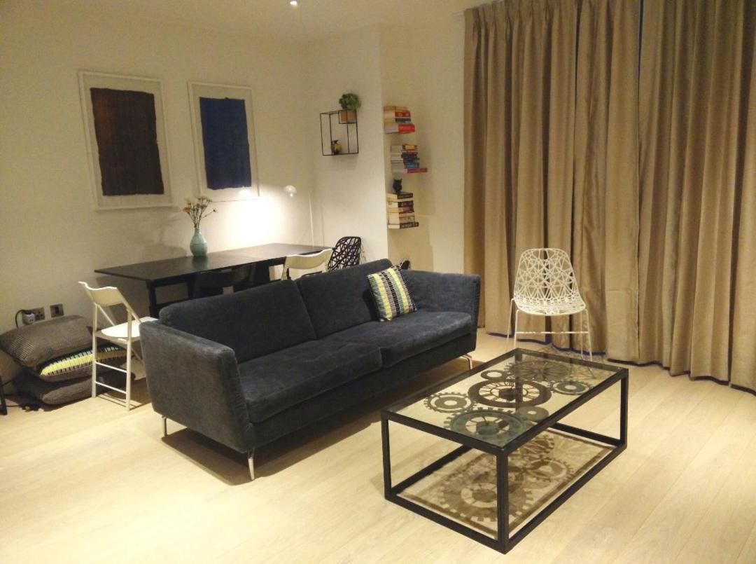 Private Room In Luxury Canary Wharf Apartment Londen Buitenkant foto