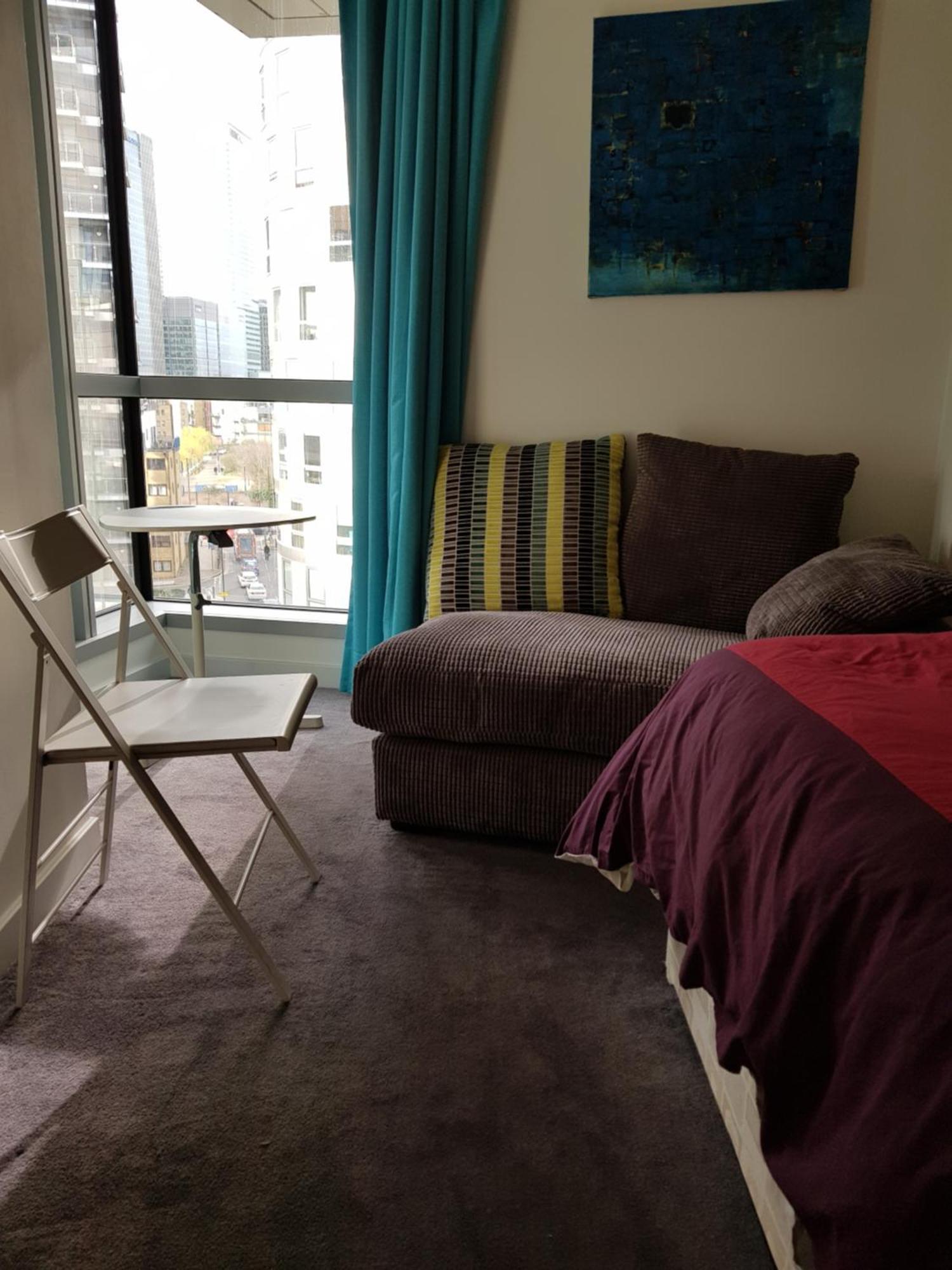 Private Room In Luxury Canary Wharf Apartment Londen Buitenkant foto