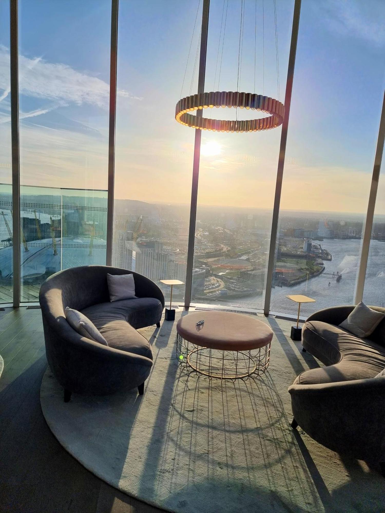 Private Room In Luxury Canary Wharf Apartment Londen Buitenkant foto